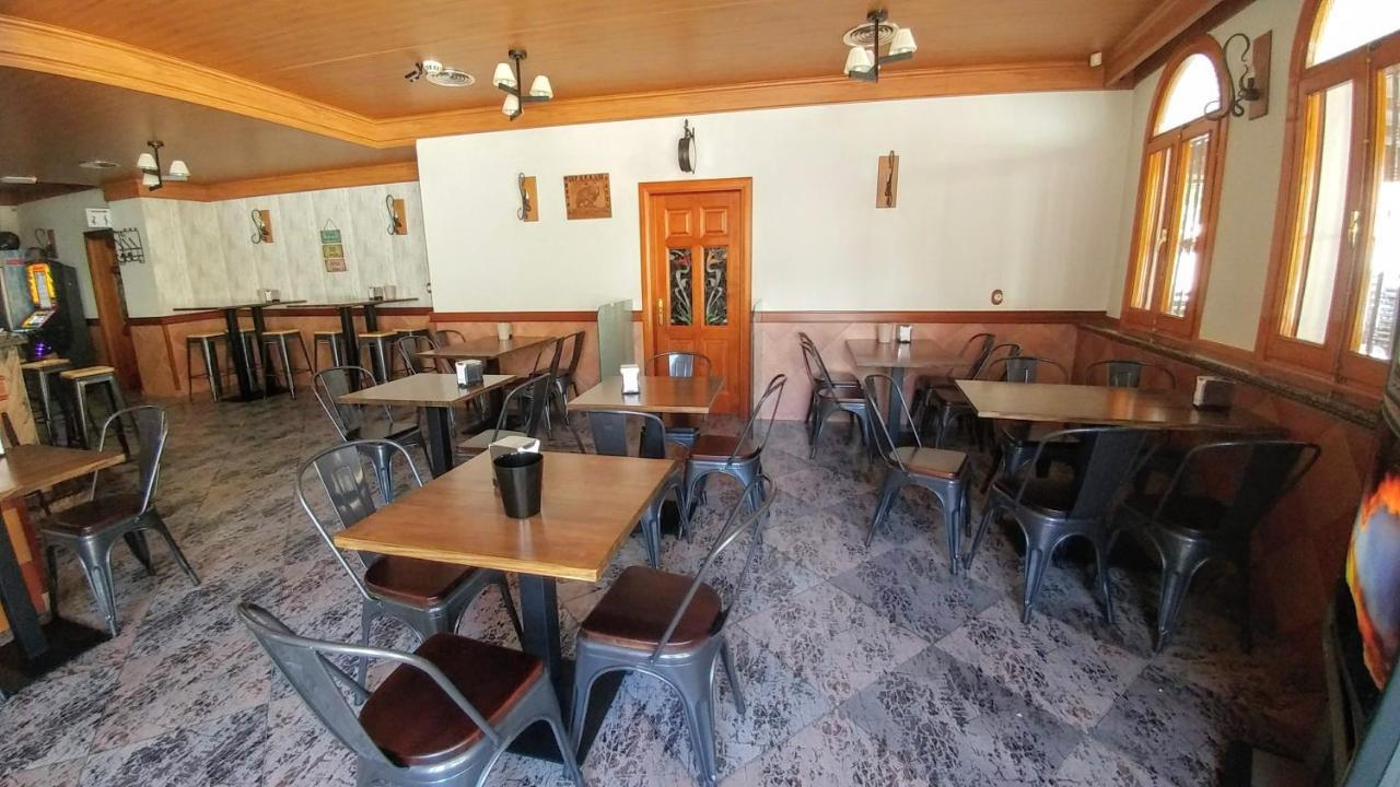 Hostal Rural El Padul Esterno foto